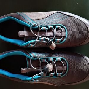 Women's Clarks Brown and Teal Athletic Shoes, Size 9.5, Like New